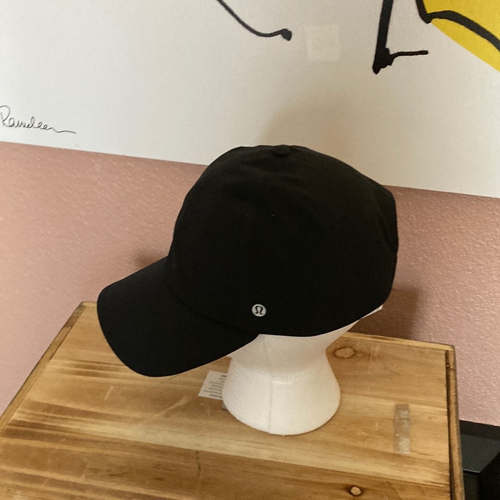 Lululemon hat